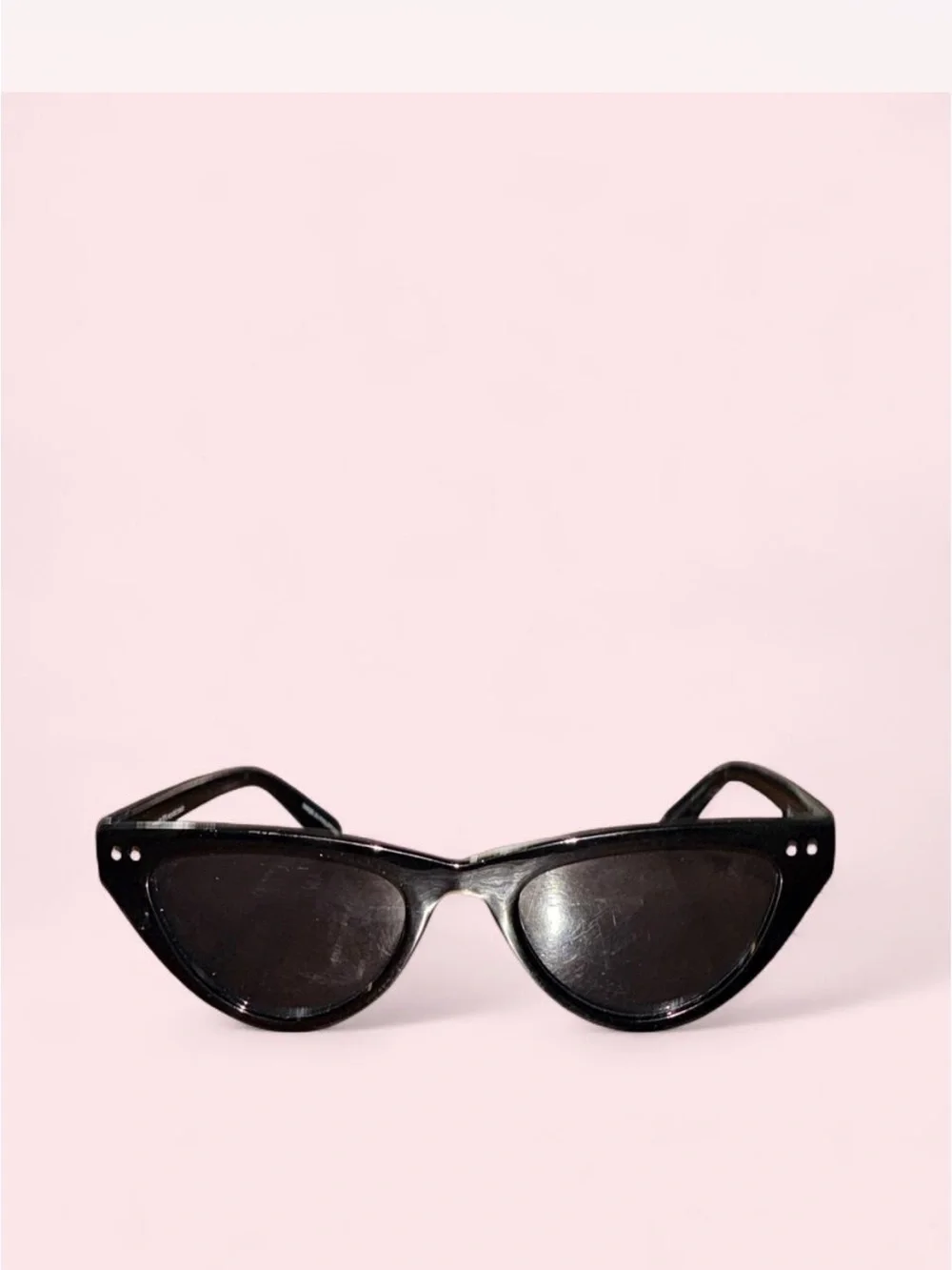 Women's Black Cat-Eye Sunglasses - Retro Chic Sunwear